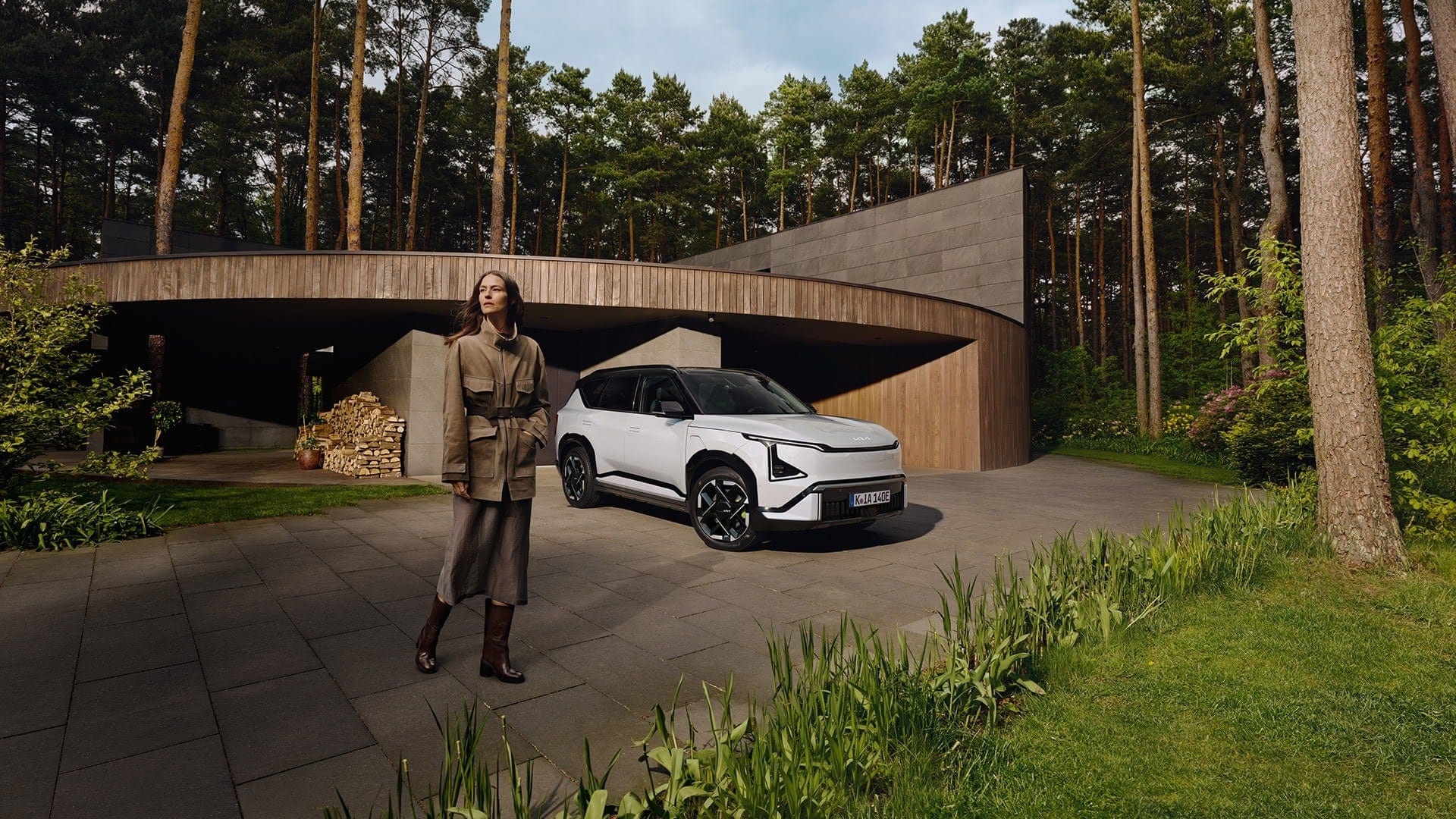 Energiegeladenes SUV-Frontdesign.